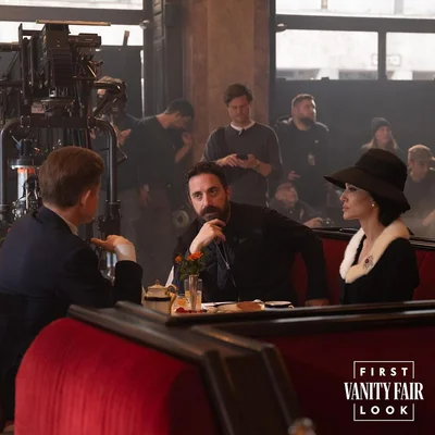 Это полный провал: сравниваем Анджелину Джоли и оперную диву, которую играет бывшая Питта - фото 633206