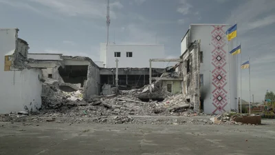 Чому неможливо пропустити фільм "Мирні люди": 4 причини подивитися стрічку в кіно