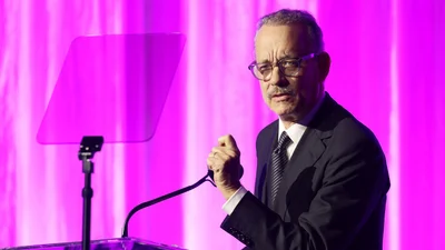 Том Хэнкс пострадал от мошенников, которые использовали его образ с помощью ИИ