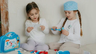 Учимся общаться: ролевые игры для детей