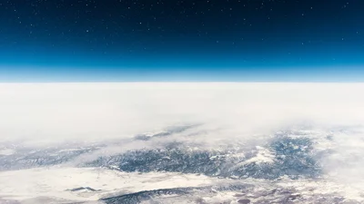 NASA обнаружило невидимую силу, окружающую Землю