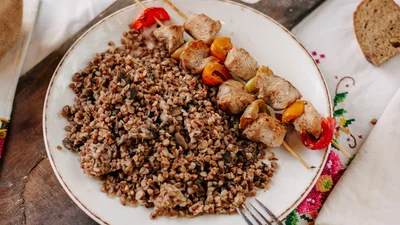 Особенно нежная и рассыпчатая: готовим гречку с грибами в мультиварке