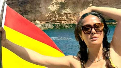 Сальма Хайек показала, как выглядела в детстве: с годами как вино