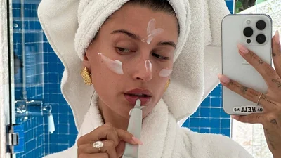 Б’юті дайджест: що потрібно мати в доглядовій косметичці на осінь 2024