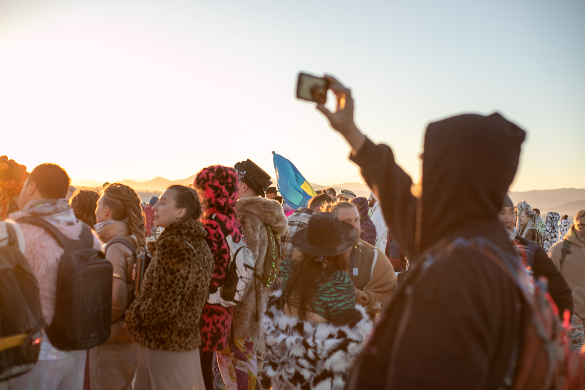 Burning Man 2024: выступление DJ Tapolsky неожиданно завершилось сиреной из Украины - 636986 Burning Man 2024: выступление DJ Tapolsky неожиданно завершилось сиреной из Украины - фото 636986
