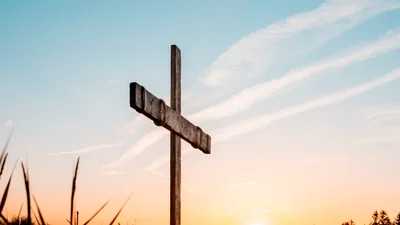 Воздвиження Хреста Господнього: гарні привітання своїми словами