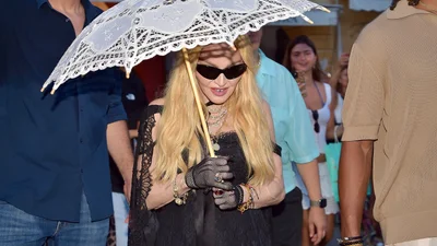 Невідомий чоловік напав на Мадонну після вечірки в рамках Тижня моди в Нью-Йорку