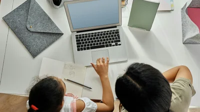 Как выбрать ноутбук для школьника: на что обратить внимание