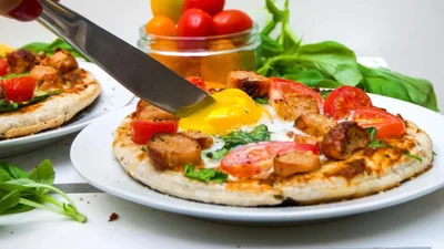 Пирог из лаваша на сковороде – быстро, просто и без теста