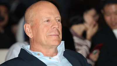 У мережу потрапило свіже фото важкохворого Брюса Вілліса: дуже змінився