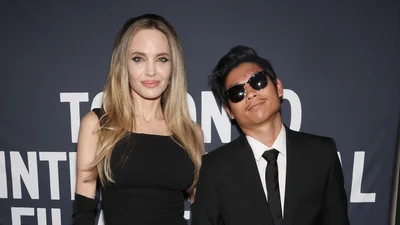 Сын Анджелины Джоли показался со шрамом на лице: похоже, авария была действительно серьезной