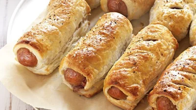 Лучшие, чем в школе: сосиски, запеченные в слоеном тесте
