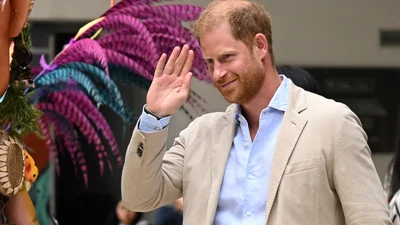 Королевский поступок: Чарльз III публично поздравил принца Гарри с днем рождения