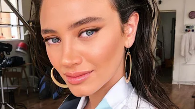 "Мягкий кошачий глаз": этот макияж глаз будет самым желанным осенью