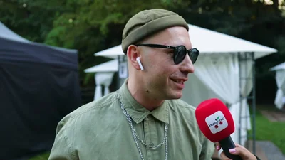 "Це шикарний досвід", - Артур Адамов зізнався про секс утрьох