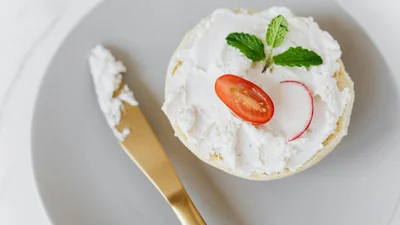 "Творог" і "сир" - мовознавець розповів, як правильно сказати