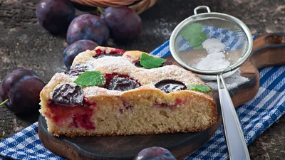 Хіт вересня: ароматний сливовий пляцок