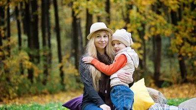 10 дел, которые стоит сделать с детьми осенью