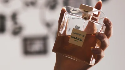 Найсексуальніші парфуми всіх часів, які одразу зводять з розуму