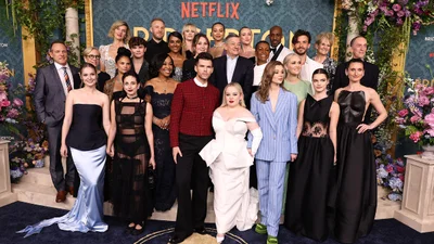 "Бріджертони": соковиті фрази з серіалу англійською, які тобі знадобляться