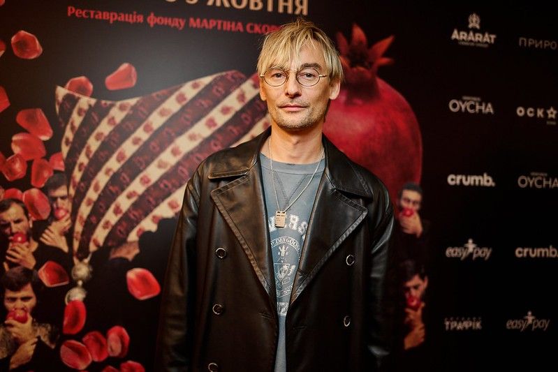 Алан Бадоєв на премʼєрі 'Кольору граната' в кінотеатрі 'Оскар' - 645630 Алан Бадоєв на премʼєрі 'Кольору граната' в кінотеатрі 'Оскар' - фото 645630