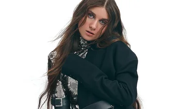 Jerry Heil стала первой украинкой, которая появилась на обложке индийского журнала "Hi Celeb"