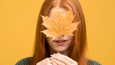 Подсматриваем стиль у звезд: это 5 актрис Голливуда с типом внешности "Осень"