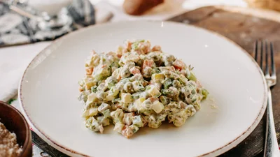 Осіннє олів’є – ця страва приємно здивує рідних