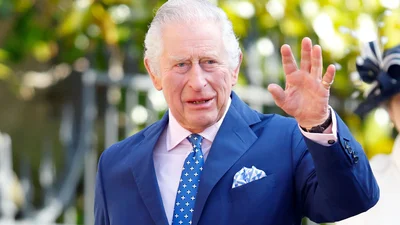 Король Чарльз III временно прекратит лечение рака: вот причина