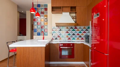 Смело, но возможно: как использовать красный цвет в оформлении интерьера