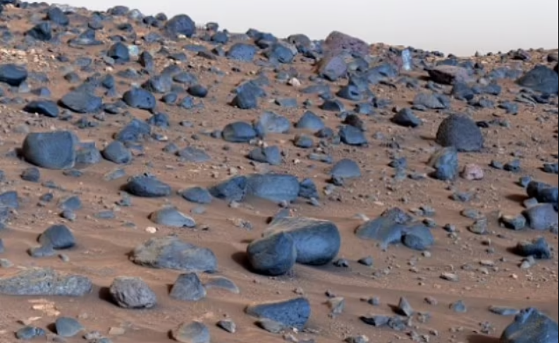 NASA обнародовало самое четкое на сегодня изображение Марса: что видно - 646812 NASA обнародовало самое четкое на сегодня изображение Марса: что видно - фото 646812