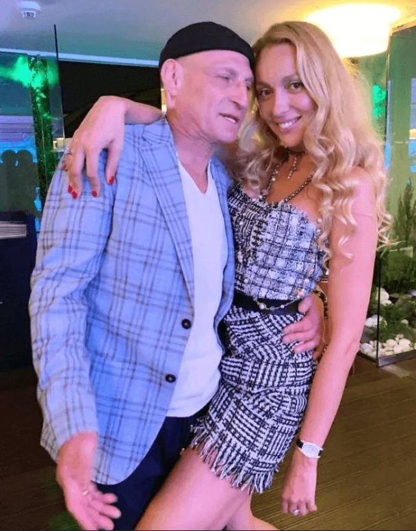 Оля Полякова откровенно заговорила о кризисе в браке и своих мыслях, действительно ли она дальше так хочет жить - 647064 Оля Полякова откровенно заговорила о кризисе в браке и своих мыслях, действительно ли она дальше так хочет жить - фото 647064