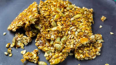 Смак твого дитинства: козинаки з насіння, від яких нереально відірватися