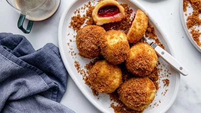 Вкус как у сладких вареников: удиви родных кнедликами со сливами