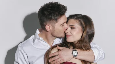 Жена Остапчука показала свидетельство о браке, и теперь все уверены, что свадьба "по залету"