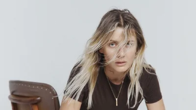 KOLA нарешті розповіла, чим займається її загадковий чоловік