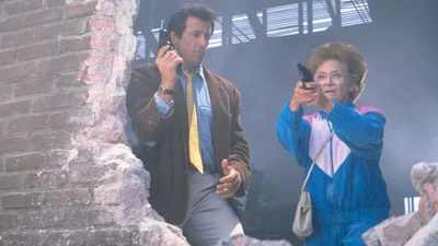 Кринжовая ностальгия: подборка глупых фильмов 90-х, которые мы до сих пор обожаем