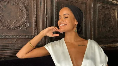 "Ідеальна вагітна": дівчина Венсана Касселя потішила прихильників спокусливими фото