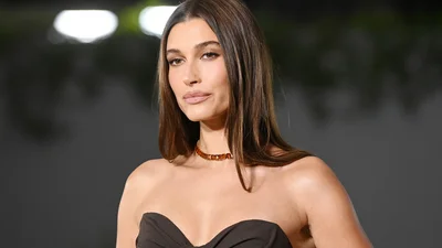 Макияж и одежда для цветотипа "Мягкая осень" на примере очаровательной Хейли Бибер