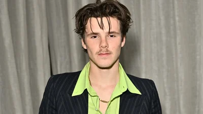 "Я люблю тебя", - Круз Бекхэм трогательно поздравил и показал свою девушку, старшую на 10 лет