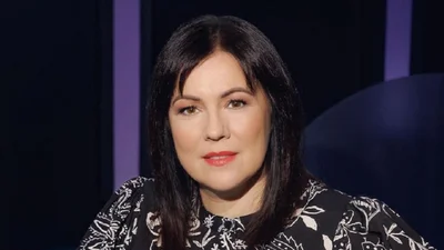 Ведущая Татьяна Высоцкая показала, как изменилась за 19 лет работы в эфире новостной программы