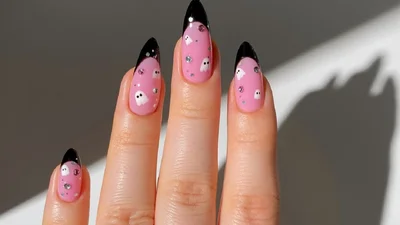 Манікюр для кожного знаку зодіаку на наймістичніше свято Геловін 2024