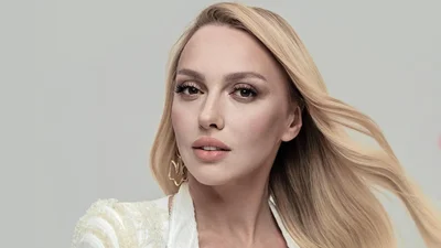 "Это обидно": Оля Полякова рассказала о сложных отношениях с младшей дочерью Алисой