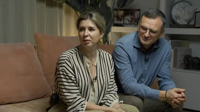 Девушка Дмитрия Кулебы прокомментировала слухи, что разбила брак экс-главы МИД