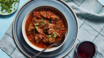 Чашушулі з яловичиною – грузинське рагу, яке вразить насиченим смаком