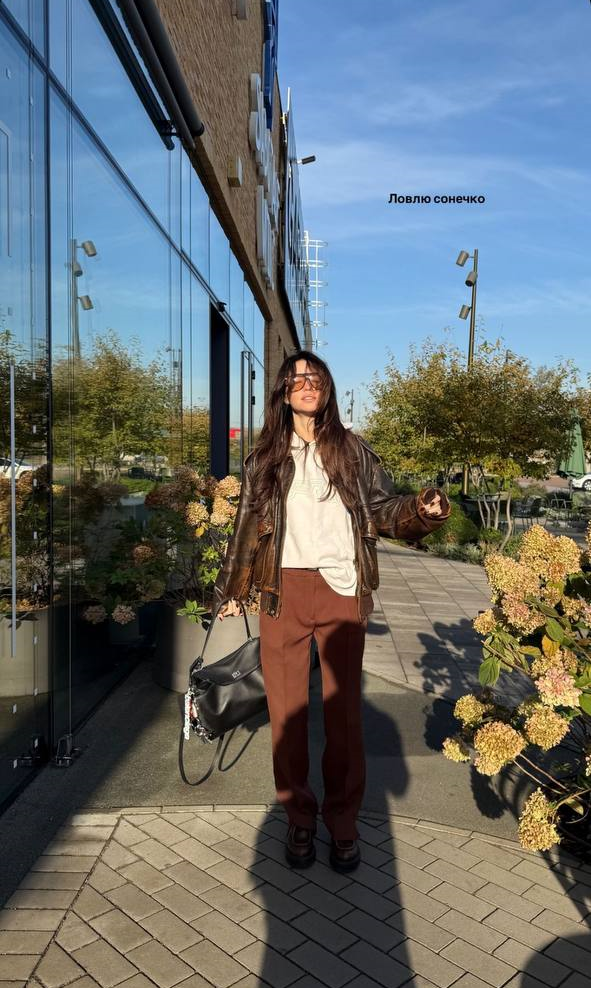 Королева street style: 5 стильных образов Нади Дорофеевой на эту осень 2024 - фото 652263