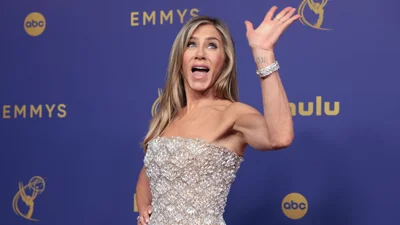 Дженніфер Еністон закрутила роман зі своїм пластичним хірургом