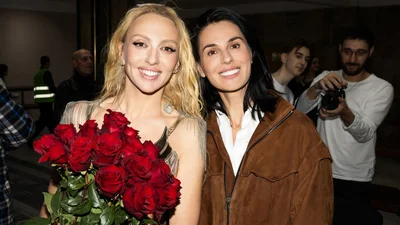 Оля Полякова зі сцени Палацу Спорту оголосила про повернення "Дорослих дівчат"