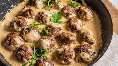 Швидко й смачно: апетитні шведські фрикадельки, як в Ikea