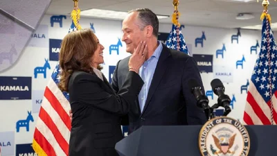 Что известно о муже Камалы Харрис, который мог бы стать первым джентльменом США